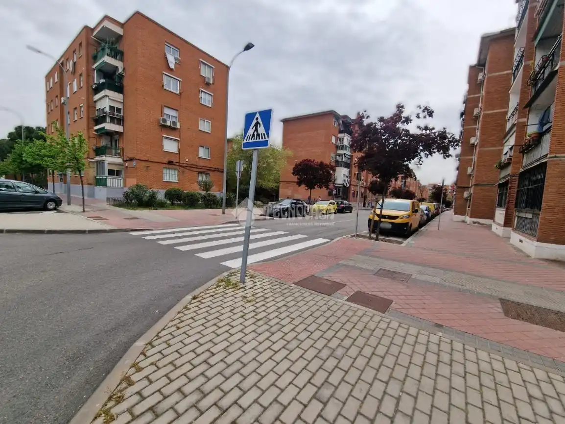 Vista exterior de Piso en venta en Torrejón de Ardoz con Terraza
