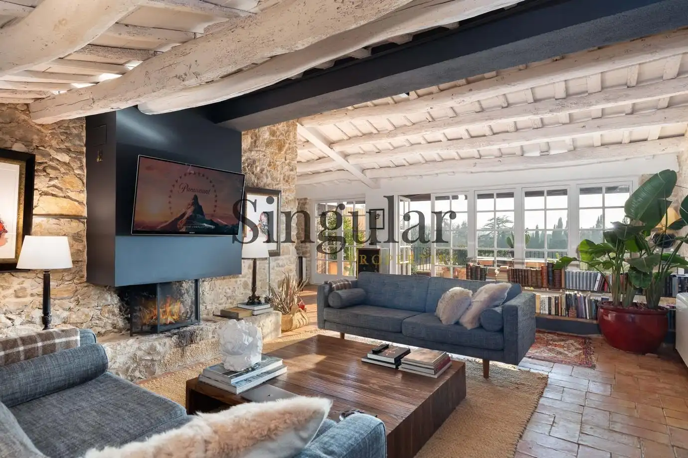 Sala d'estar de Finca rústica en venda en Corçà amb Aire condicionat, Calefacció i Jardí privat