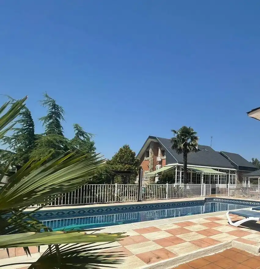 House with pool for sale in Eurovillas, imagen 5