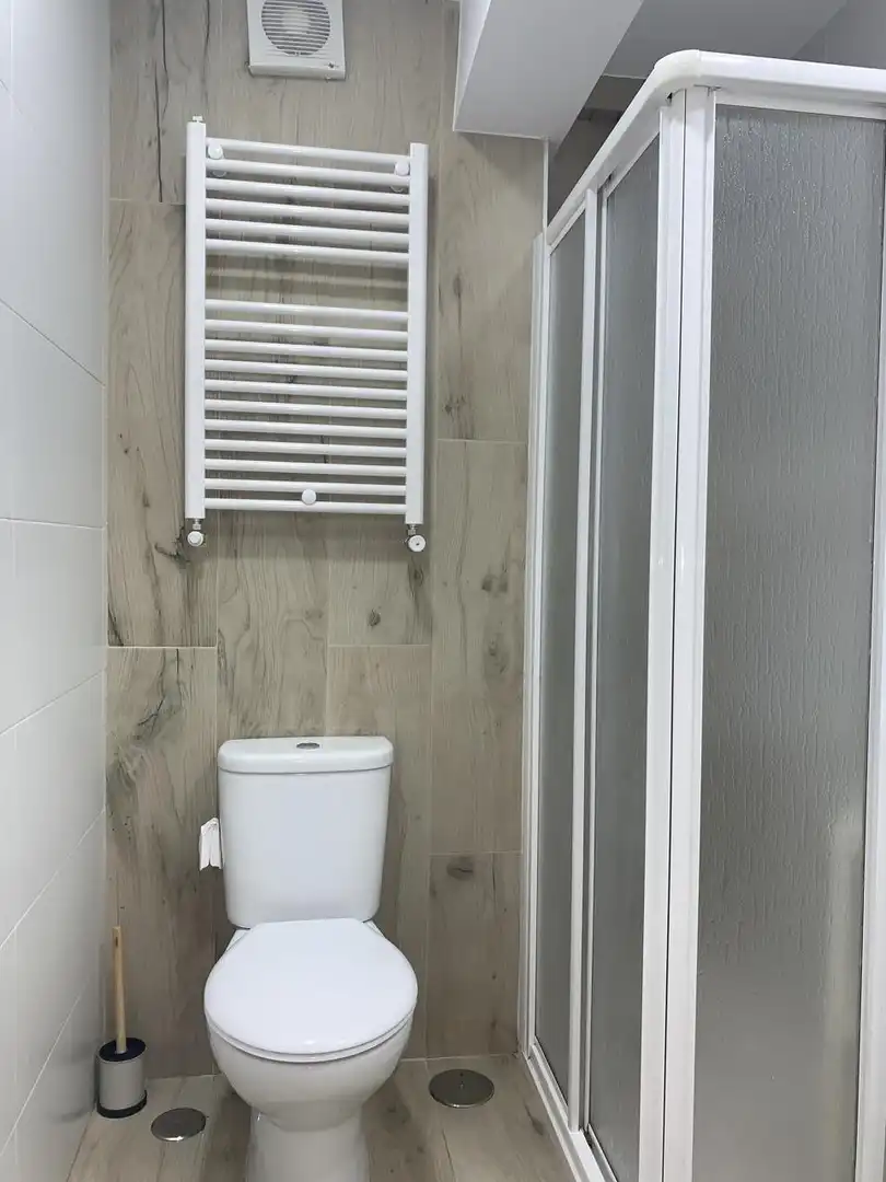 Bany de Pis de lloguer en Ciudad Lineal