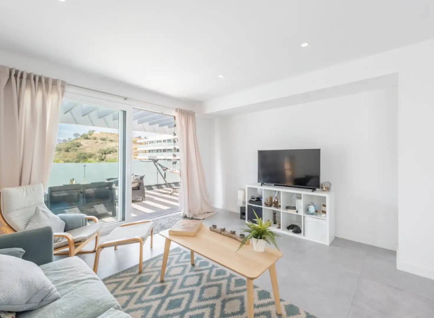 Apartment with pool for sale in La Cala Mijas, imagen 2
