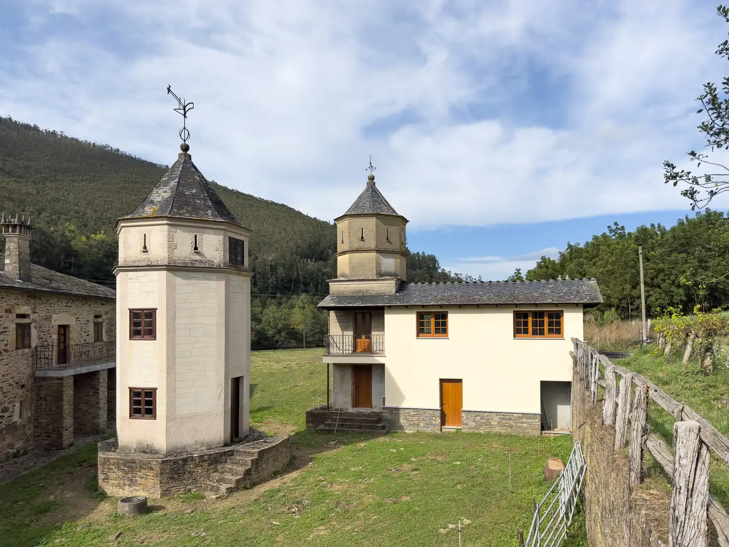Vista exterior de Finca rústica en venta en A Pontenova   con Amueblado