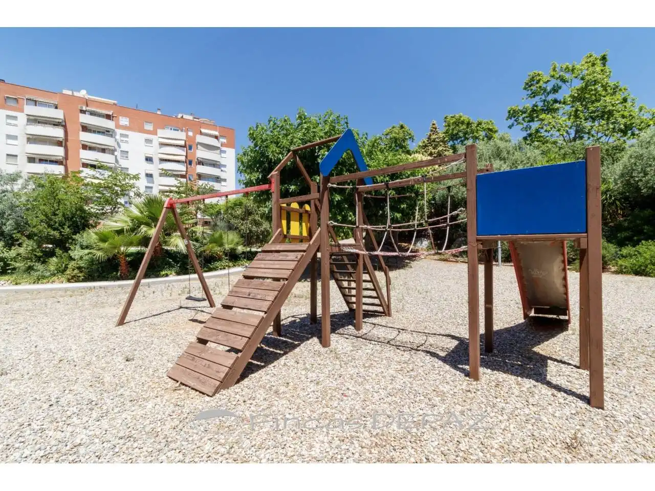 Aparcament de Pis en venda en Castelldefels amb Aire condicionat, Calefacció i Terrassa