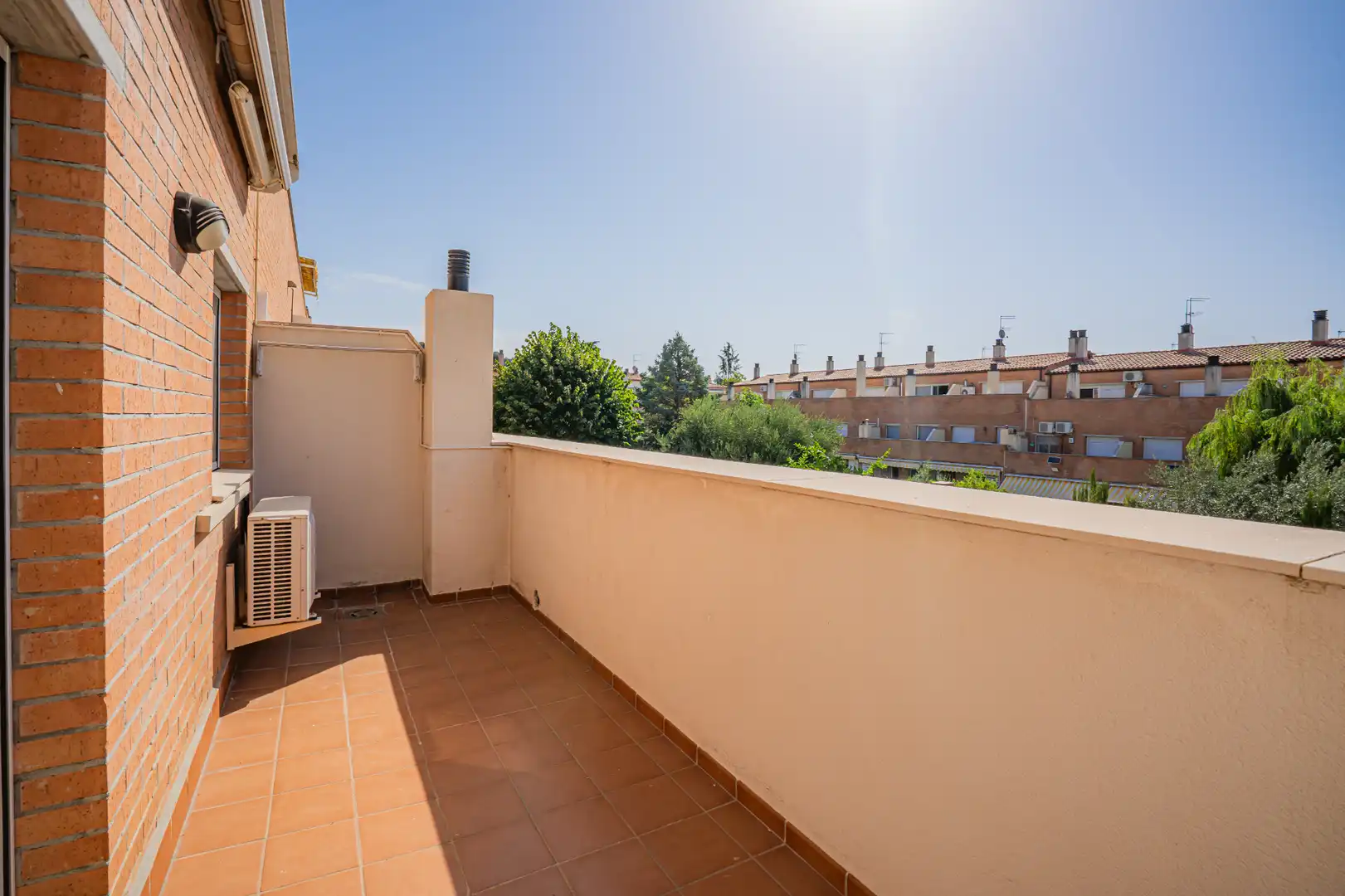 Terrassa de Casa adosada en venda en Castellar del Vallès amb Aire condicionat, Calefacció i Jardí privat