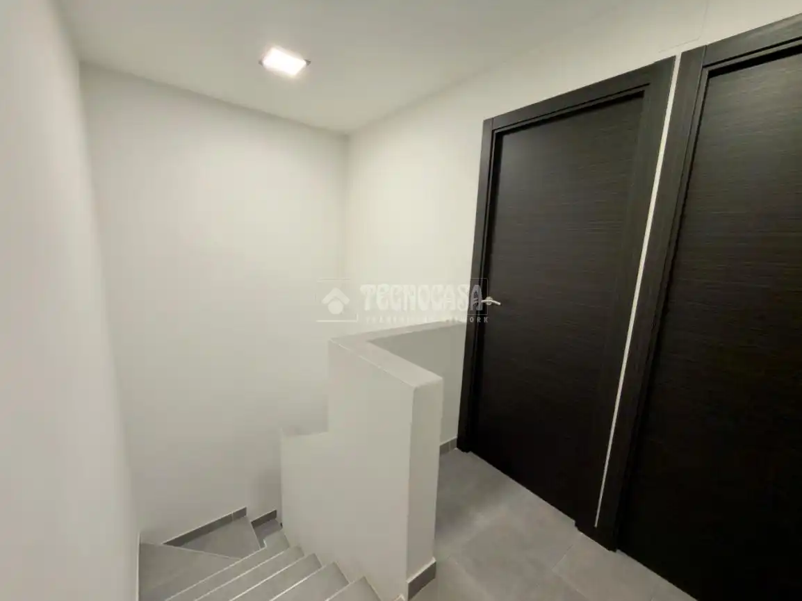 Casa adosada en venta en Madrid con Aire acondicionado, Calefacción y Terraza