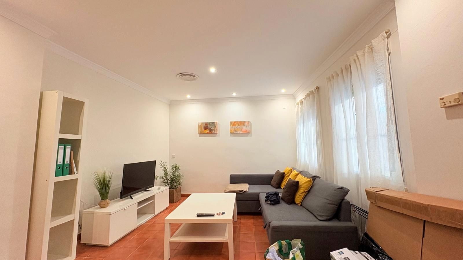Living room of Duplex to rent in  Sevilla Capital  with Air Conditioner, Heating and Furnished