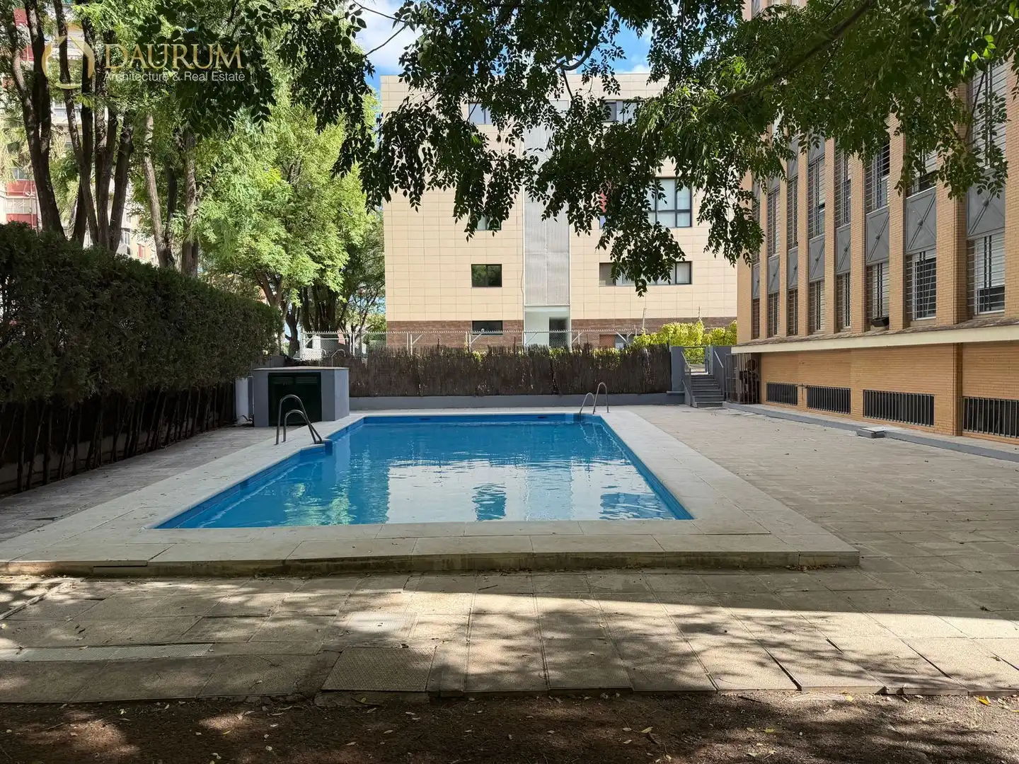 Flat with pool for sale in AVENIDA DE JEREZ, 7