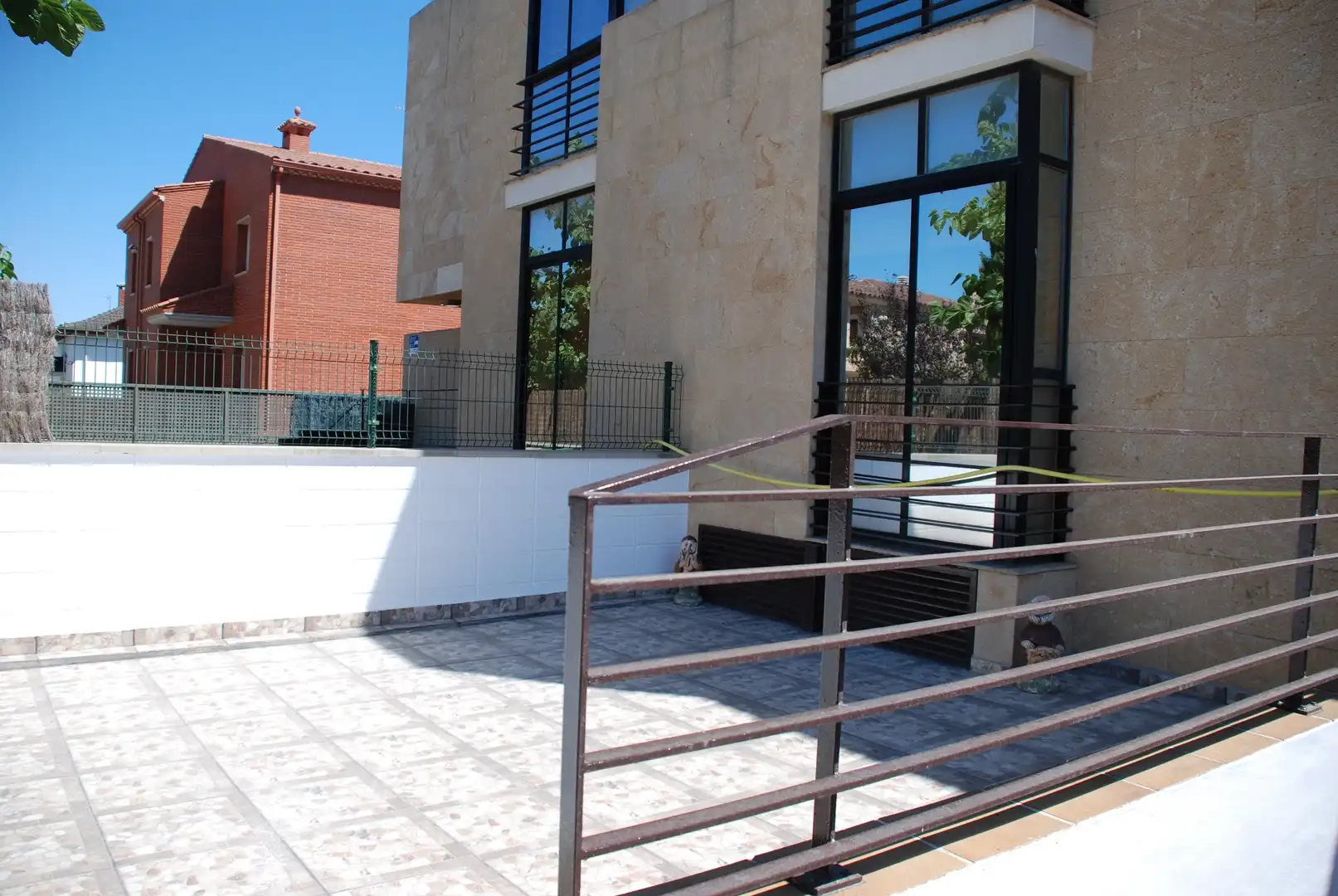 Terrassa de Casa adosada en venda en Salou amb Aire condicionat, Calefacció i Jardí privat