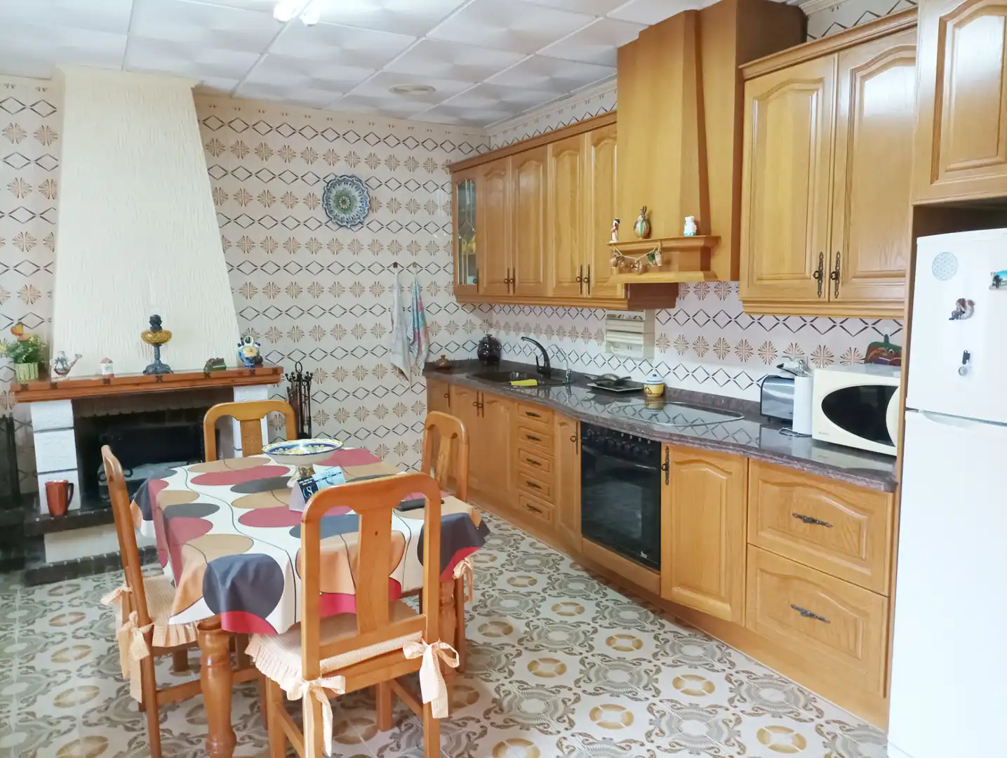 Cocina de Casa o chalet en venta en Crevillent con Aire acondicionado, Calefacción y Terraza