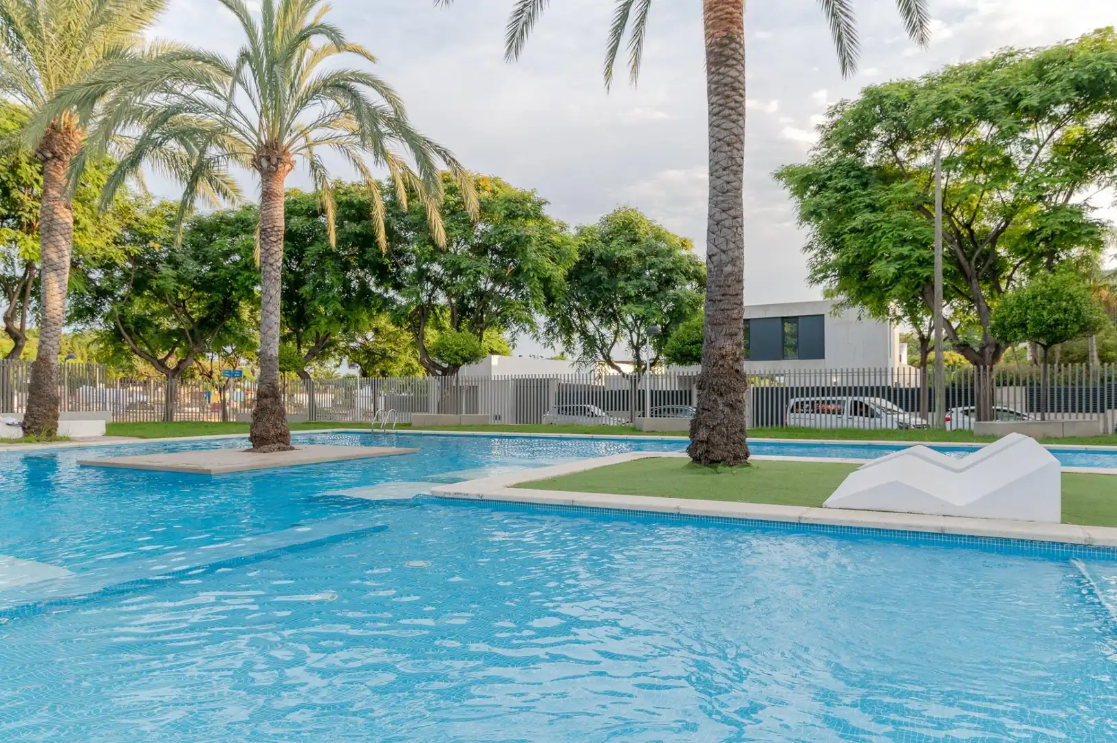 Piscina de Apartament en venda en Oropesa del Mar / Orpesa amb Aire condicionat, Jardí privat i Terrassa