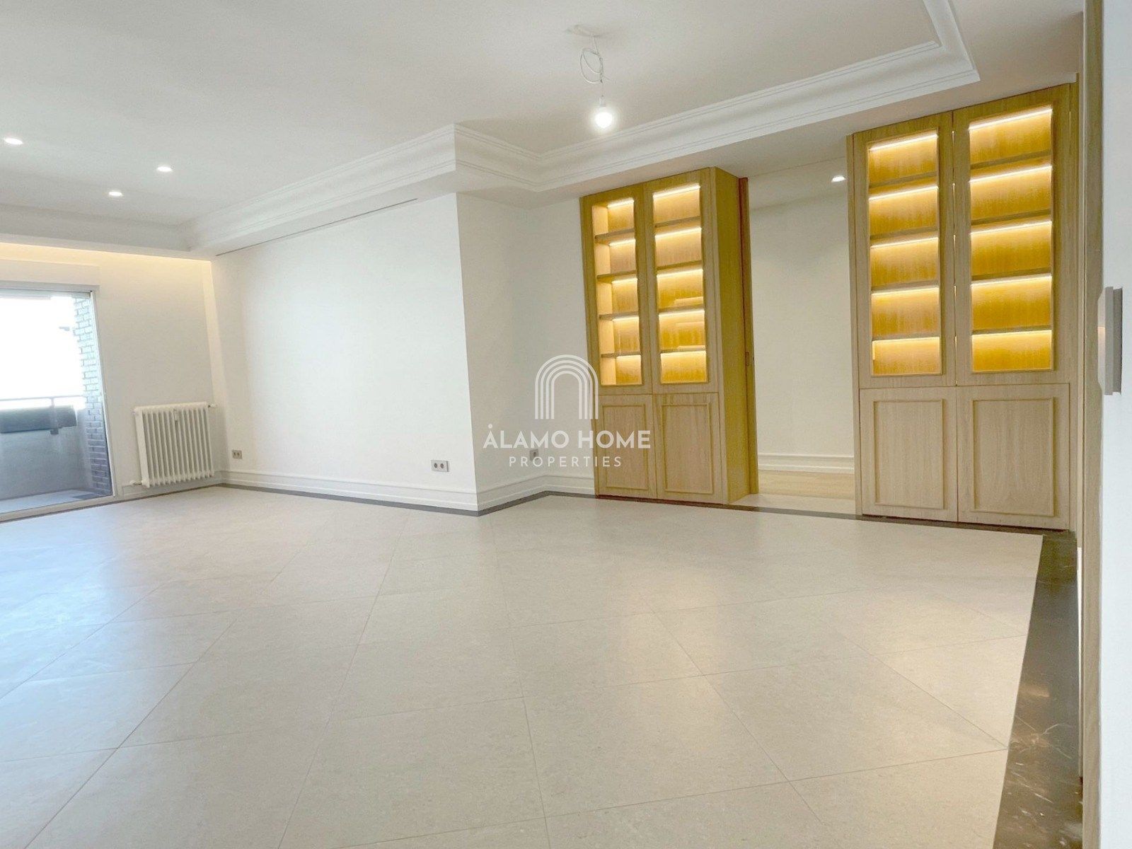 Flat to rent in  Madrid Capital  with Air Conditioner, Heating and Terrace