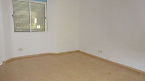 Foto 5 de Piso en venta en Barrio de Benicalap, Valencia Capital