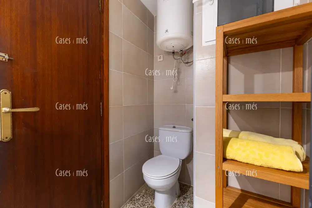 Baño de Apartamento en venta en La Pobla de Farnals con Terraza, Amueblado y Piscina comunitaria