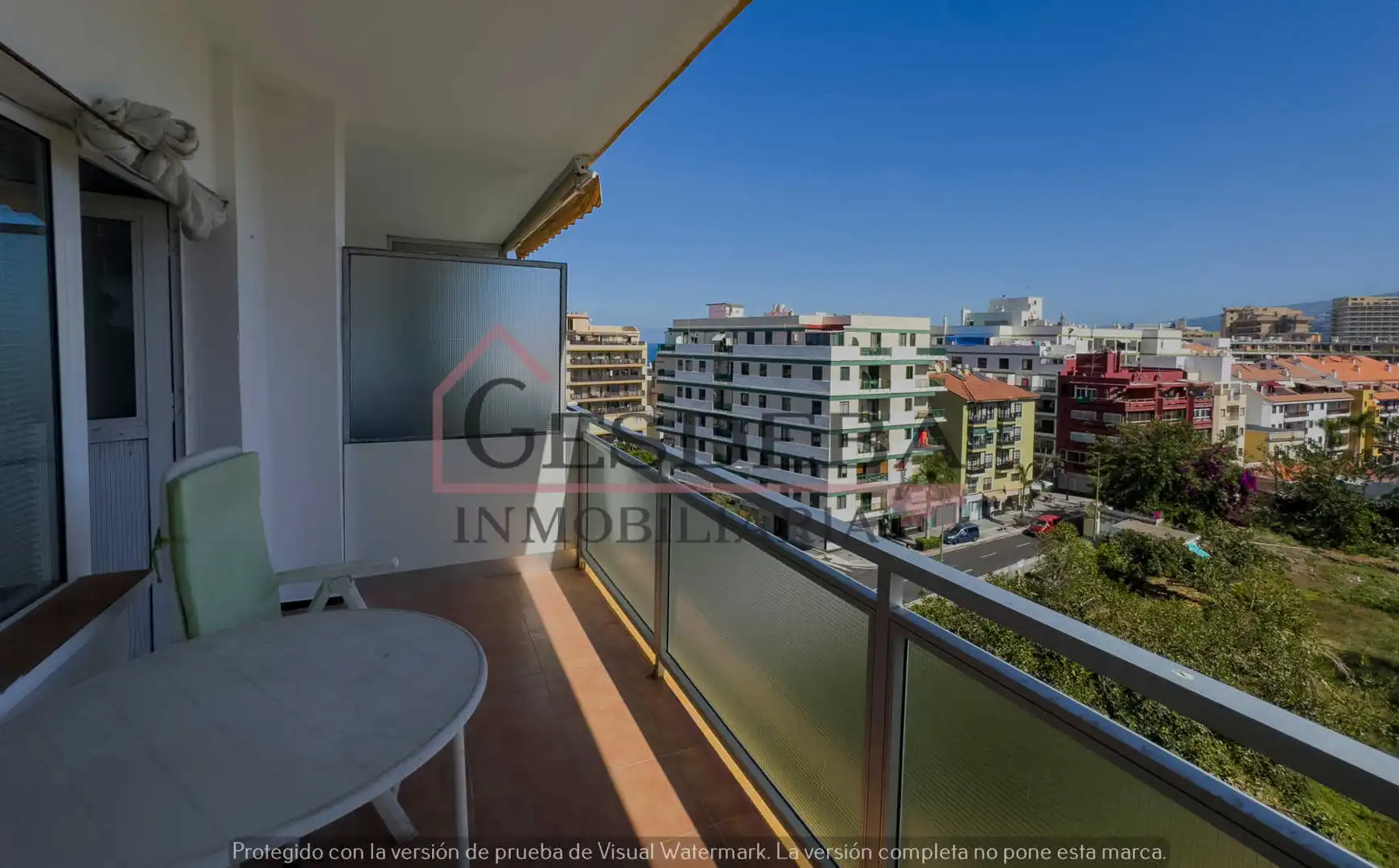 Duplexes for sale in Calle de Valois, San Antonio - Las Arenas