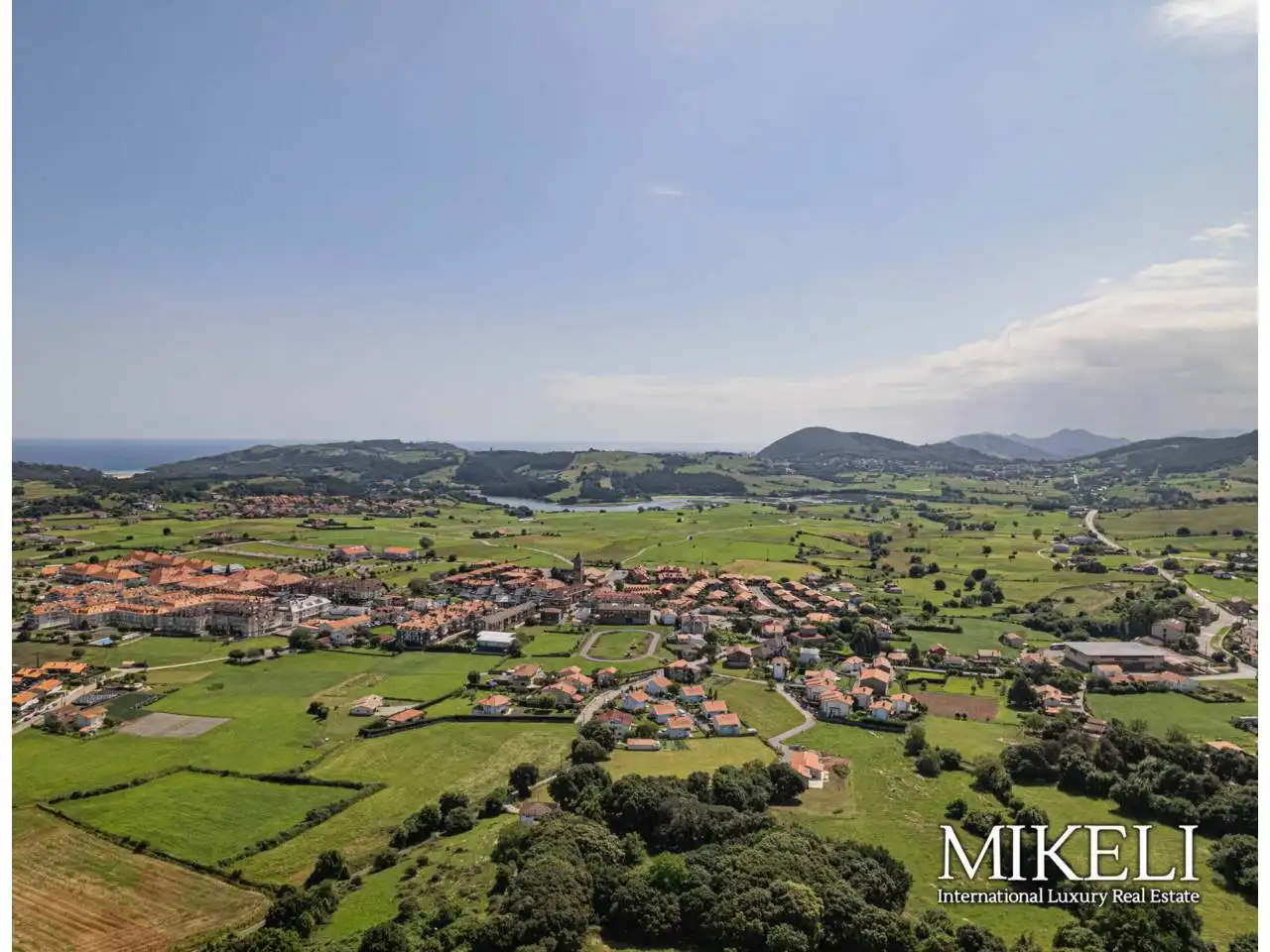 Außenansicht von Residential zum Verkauf in Bareyo