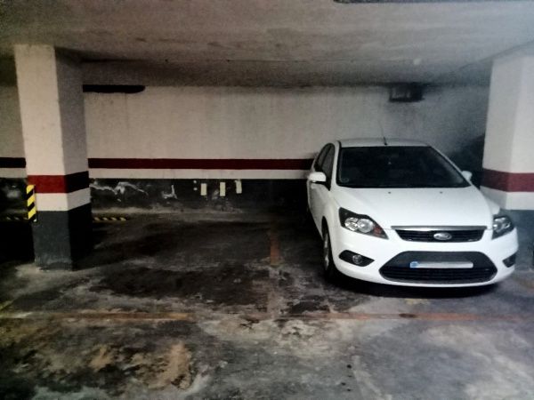 Garage to rent in Carrer Clara Campoamor, 3, Alquenència - Venècia, Casc Urbà, Alzira