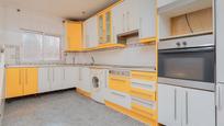 Kitchen of Flat for sale in  Madrid Capital