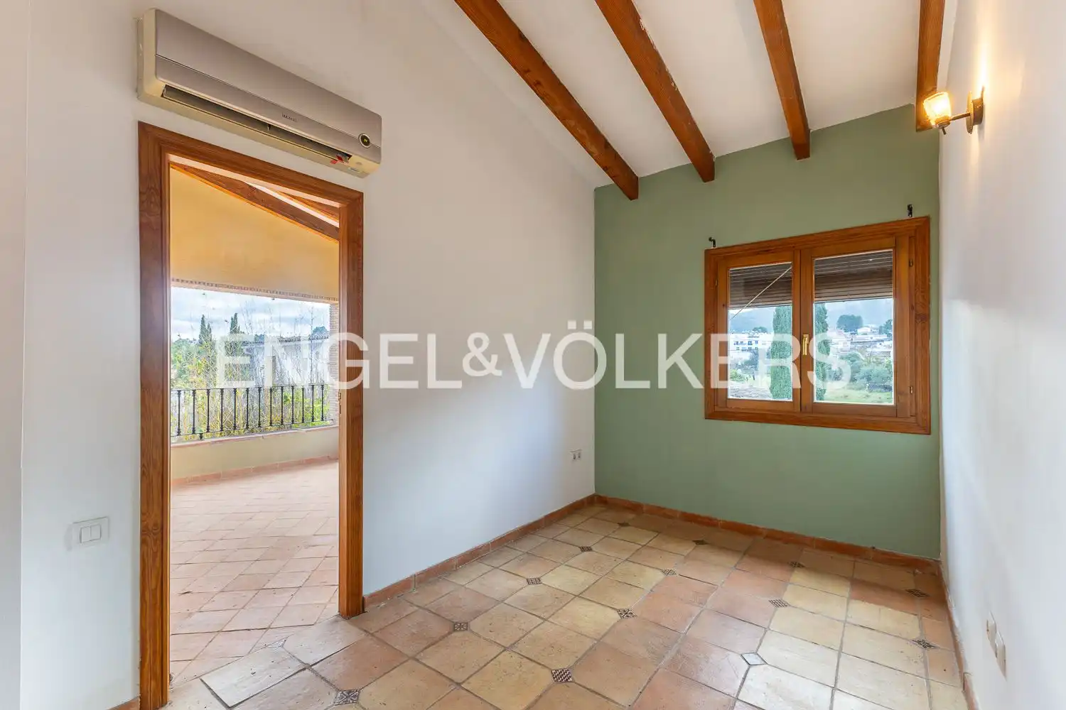 Houses for sale in Orba  with Air Conditioner, Heating and Private garden
