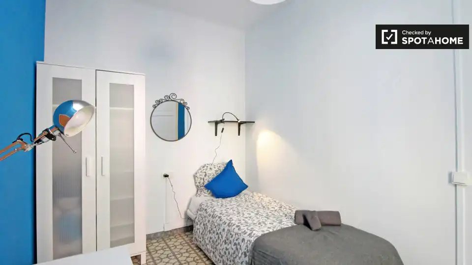 Room in El Poble Sec - Parc de Montjuïc