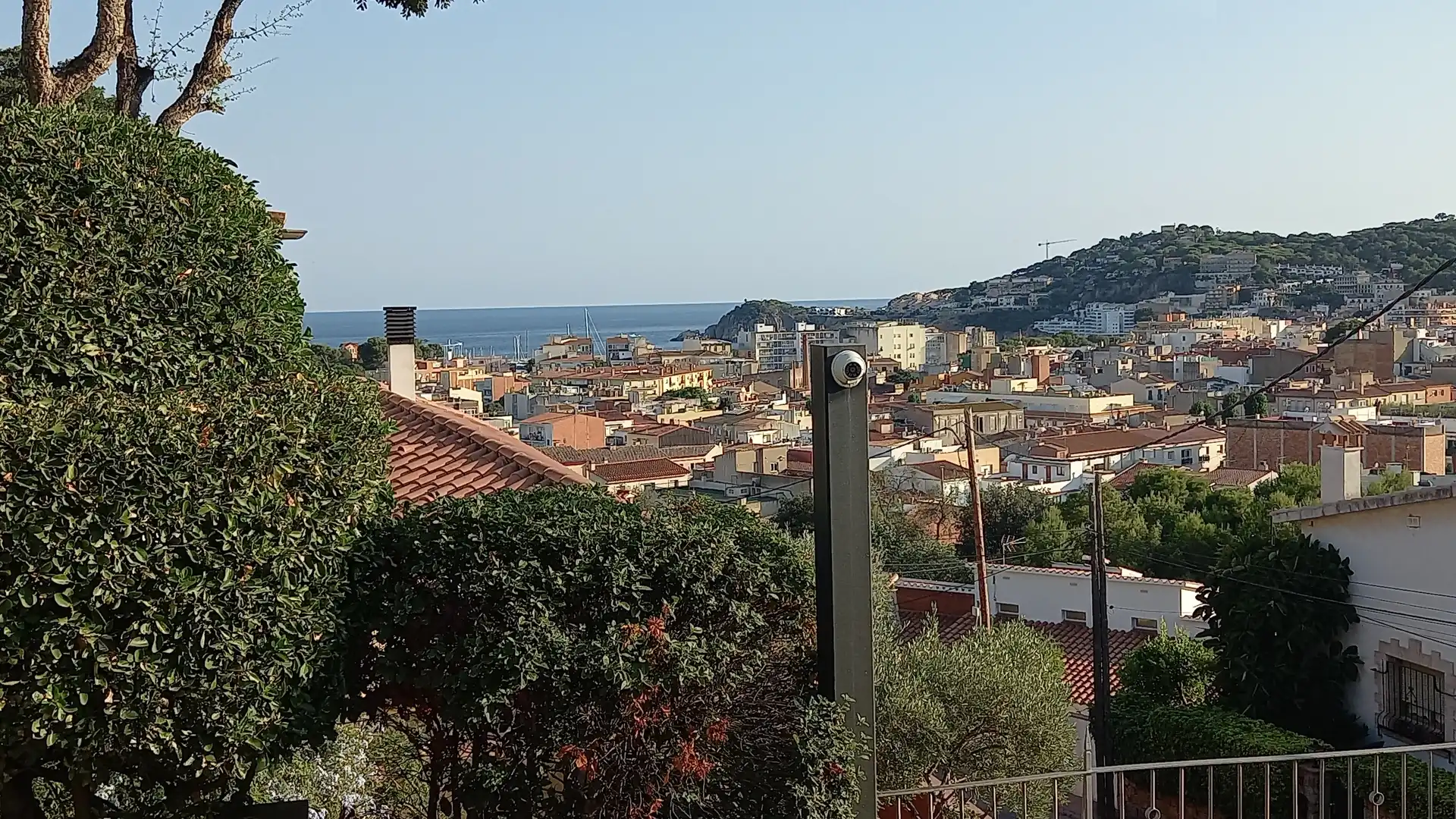 Vista exterior de Casa o xalet en venda en Sant Feliu de Guíxols amb Jardí privat, Piscina i Moblat