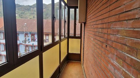 Foto 5 de Piso en venta en Santa Marina - Polígono, Mieres (Asturias)