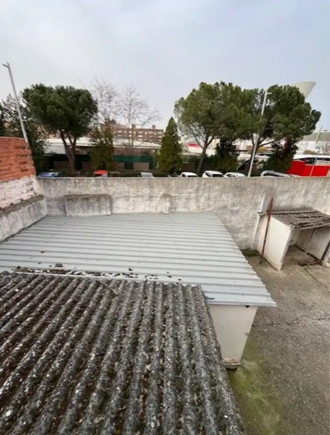 Vista exterior de Edificio en venta en Valladolid