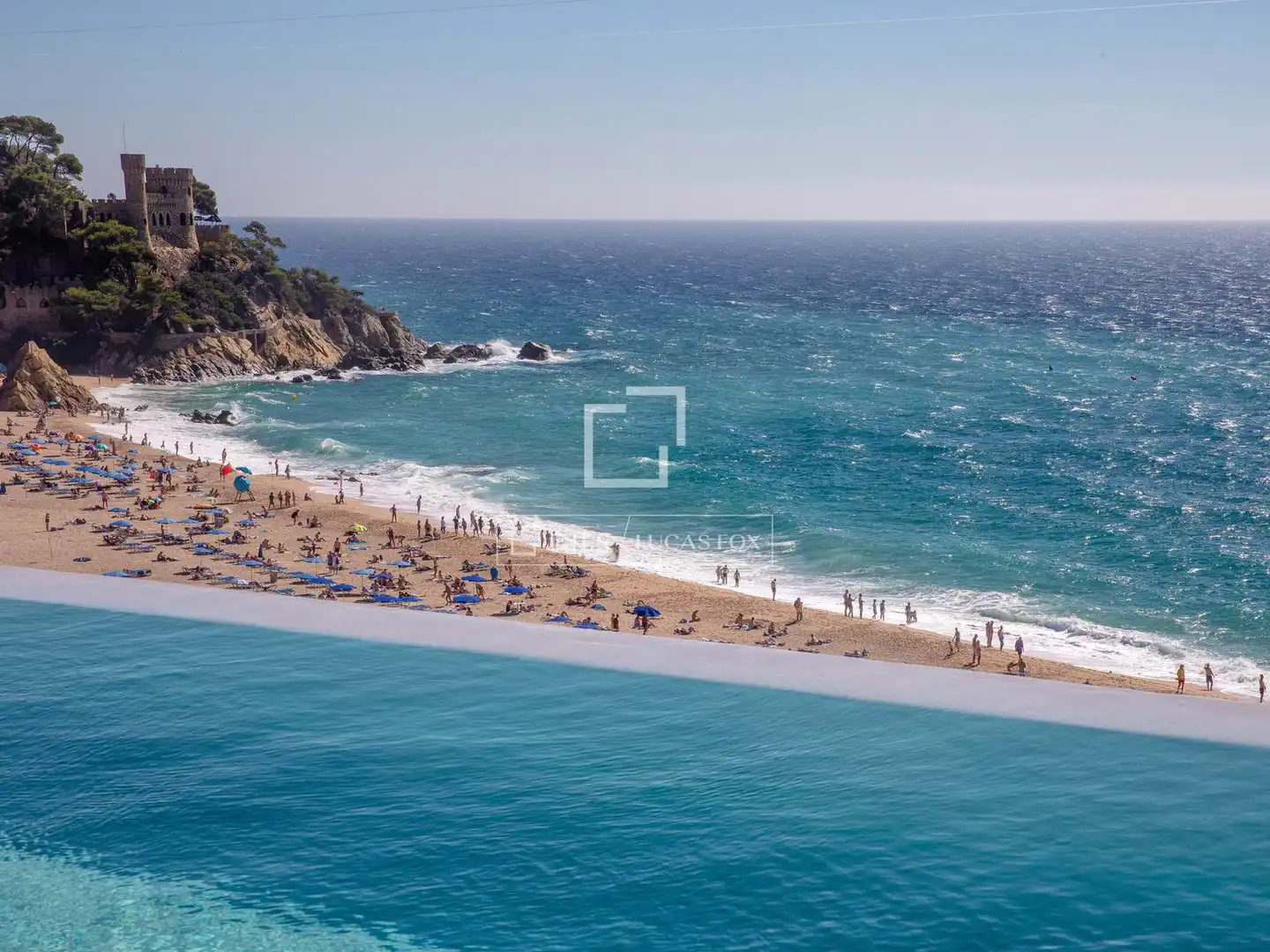 Außenansicht von Wohnung zum Verkauf in Lloret de Mar mit Klimaanlage, Terrasse und Schwimmbad