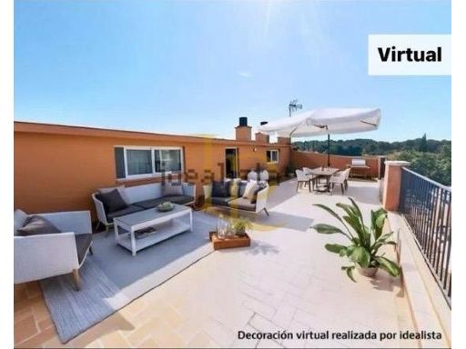 Terrassa de Casa adosada en venda en Rubí amb Aire condicionat, Calefacció i Jardí privat