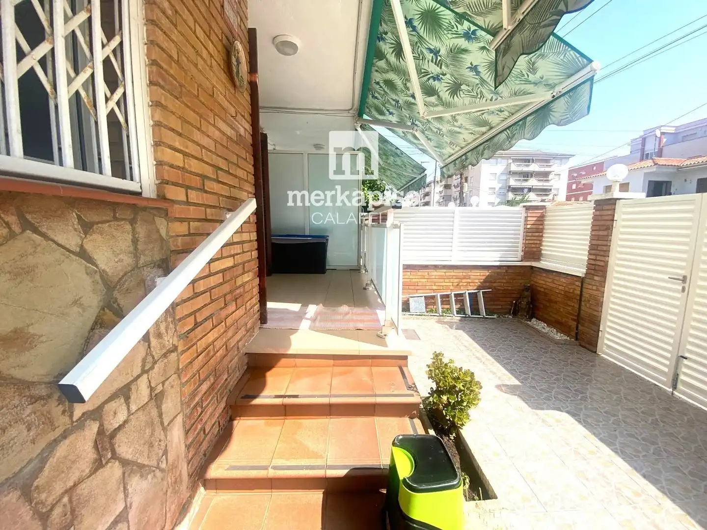 Vista exterior de Piso en venta en Calafell con Calefacción y Terraza