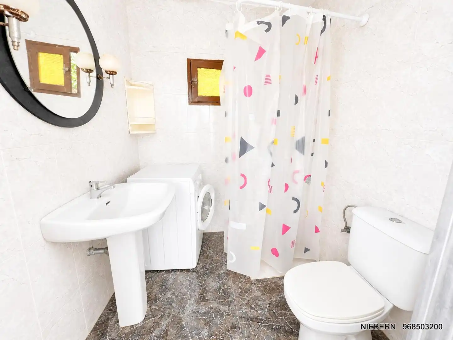 Bany de Casa o xalet en venda en Cartagena amb Aire condicionat, Jardí privat i Terrassa