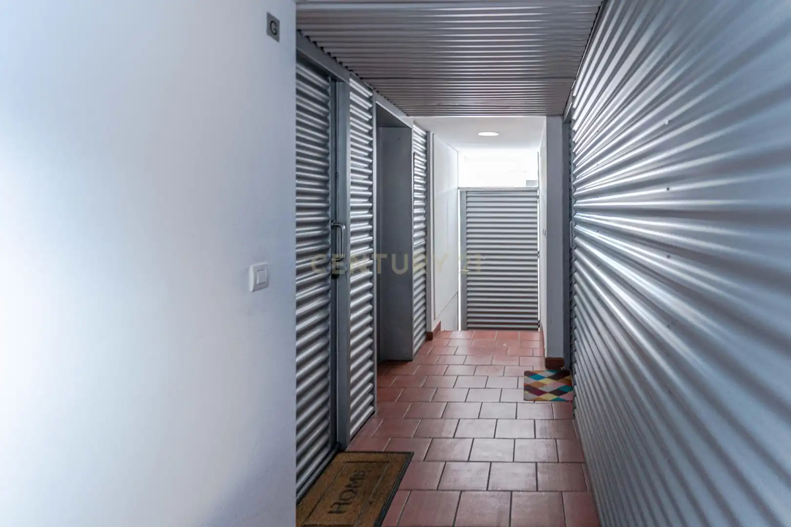 Flat for sale in Granada  with Air Conditioner