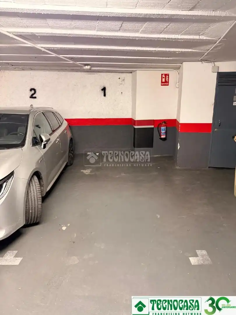 Parking of Garage for rent in Madrid