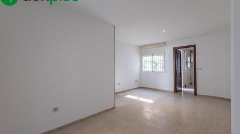 Foto 2 de Casa adosada en venda a  San Fernando, Poniente, Granada