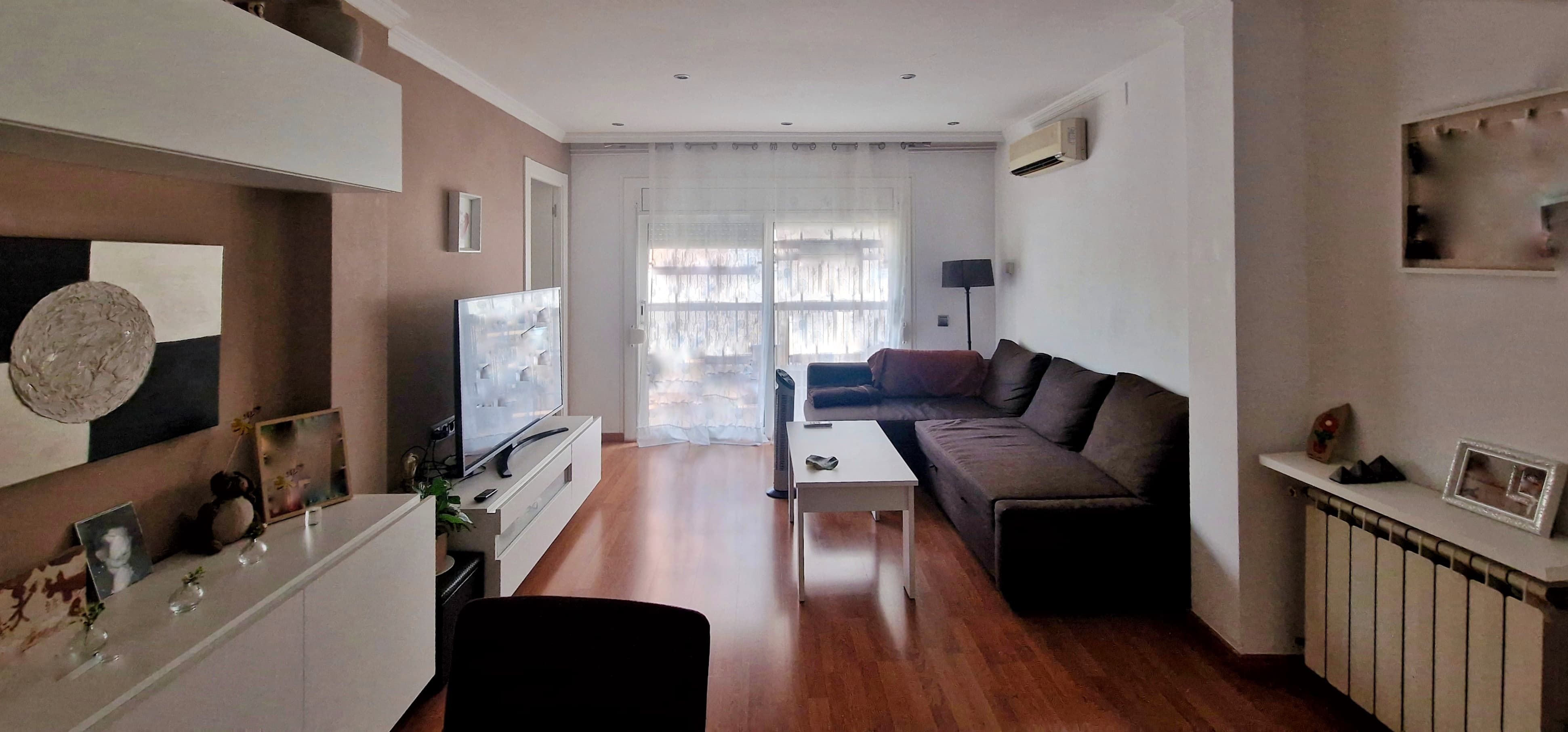 Sala d'estar de Pis en venda en El Prat de Llobregat amb Calefacció i Balcó