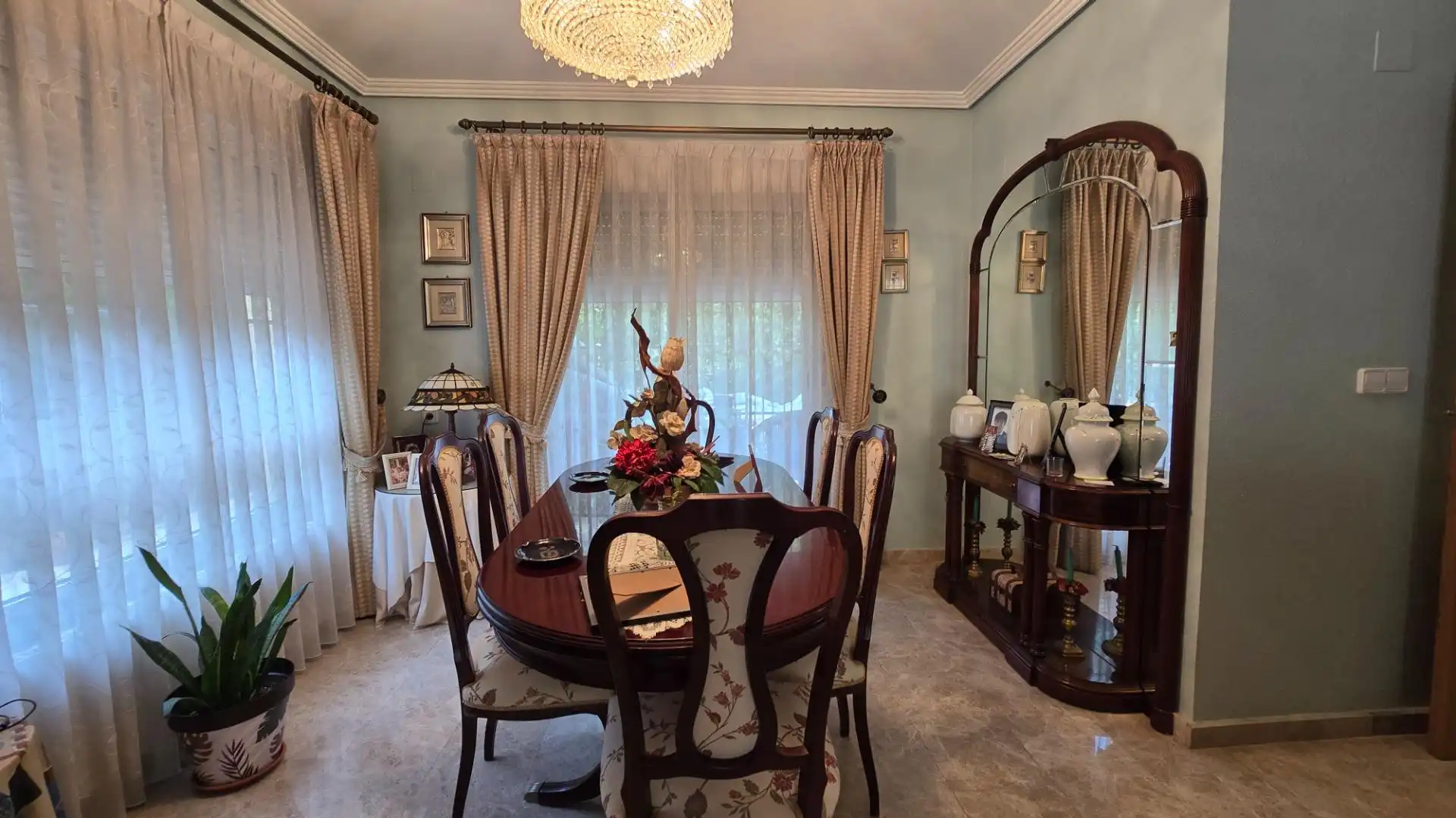 Comedor de Casa o chalet en venta en Elda con Aire acondicionado, Jardín privado y Terraza