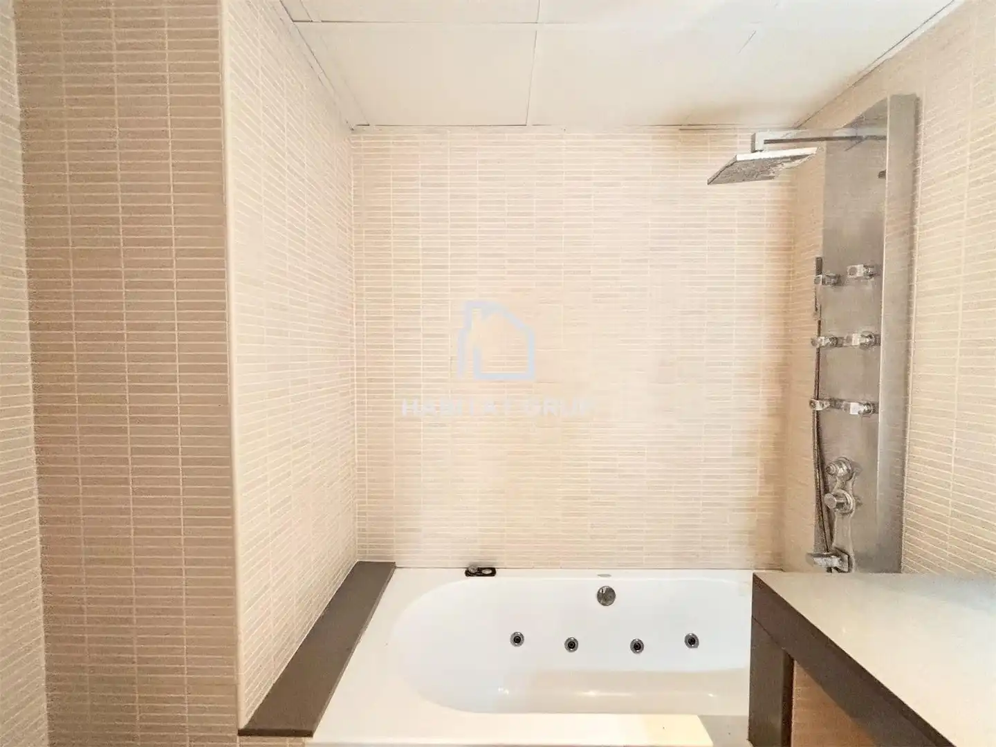 Badezimmer von Wohnung zum Verkauf in Maó - Mahón mit Klimaanlage, Heizung und Terrasse