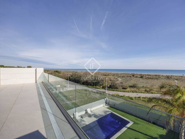 Casa-chalet en Venta en Corinto - Almarda