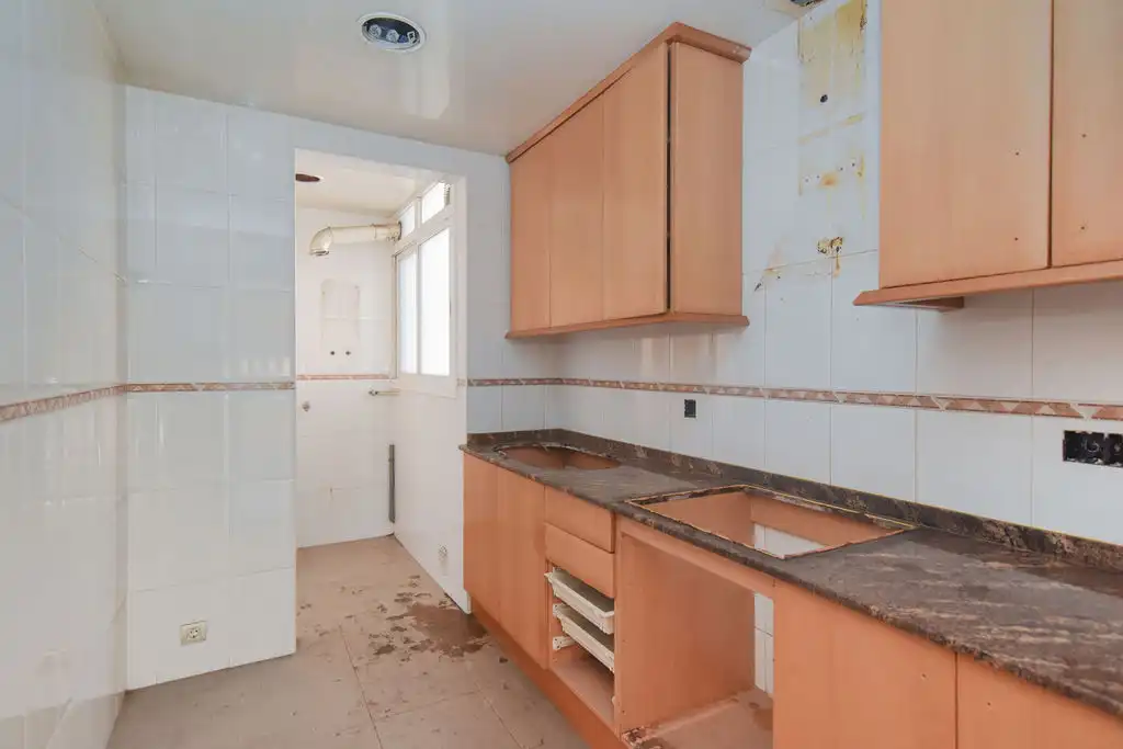Kitchen of Flat for sale in Sant Feliu de Llobregat
