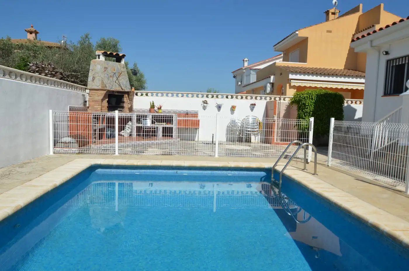 Piscina de Casa o xalet en venda en Vinaròs amb Jardí privat, Terrassa i Piscina