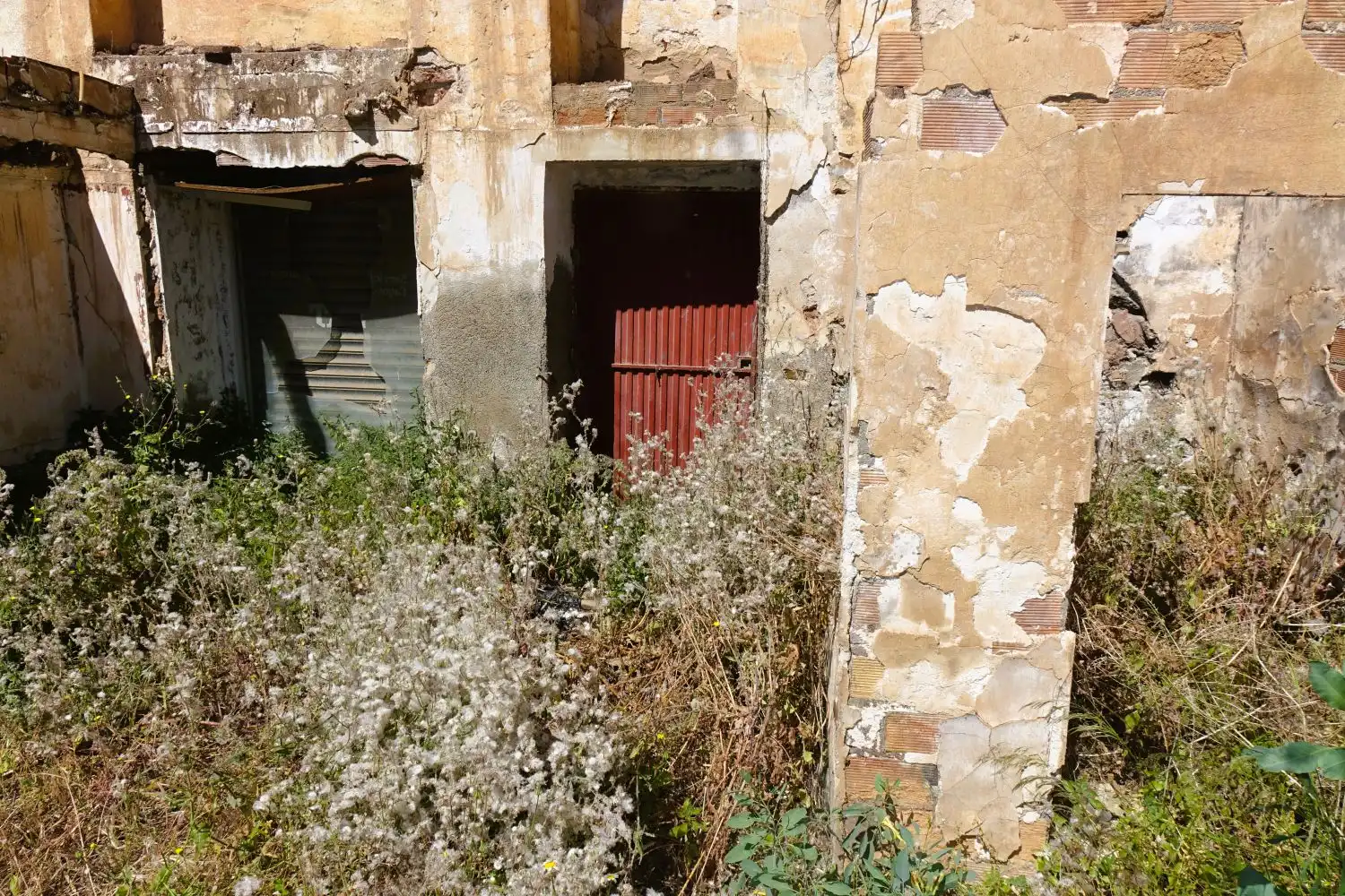 Außenansicht von Fabrik Grundstücke zum Verkauf in Órgiva