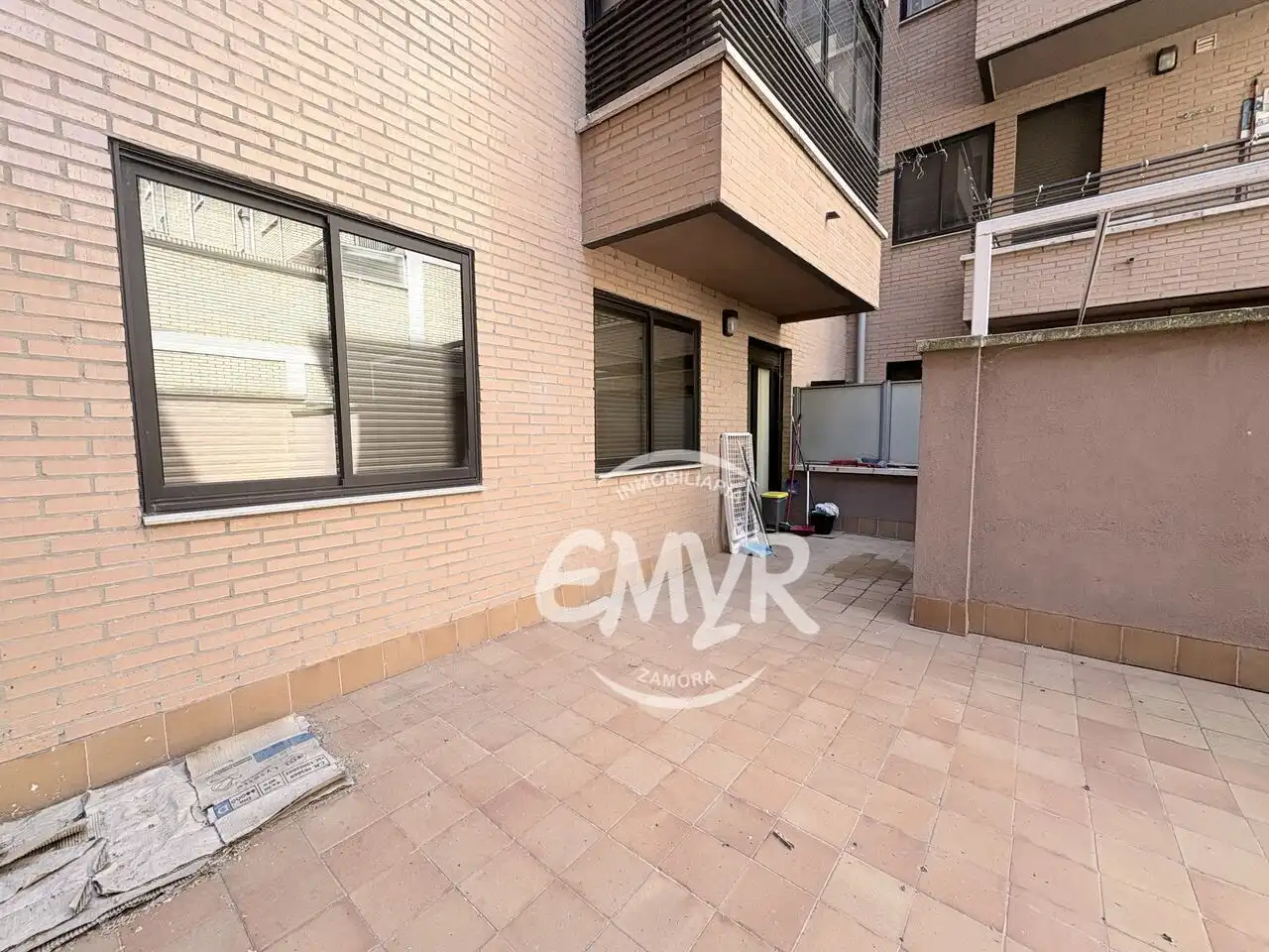 Terrasse von Wohnung zum Verkauf in Zamora Capital  mit Heizung, Parkett und Abstellraum