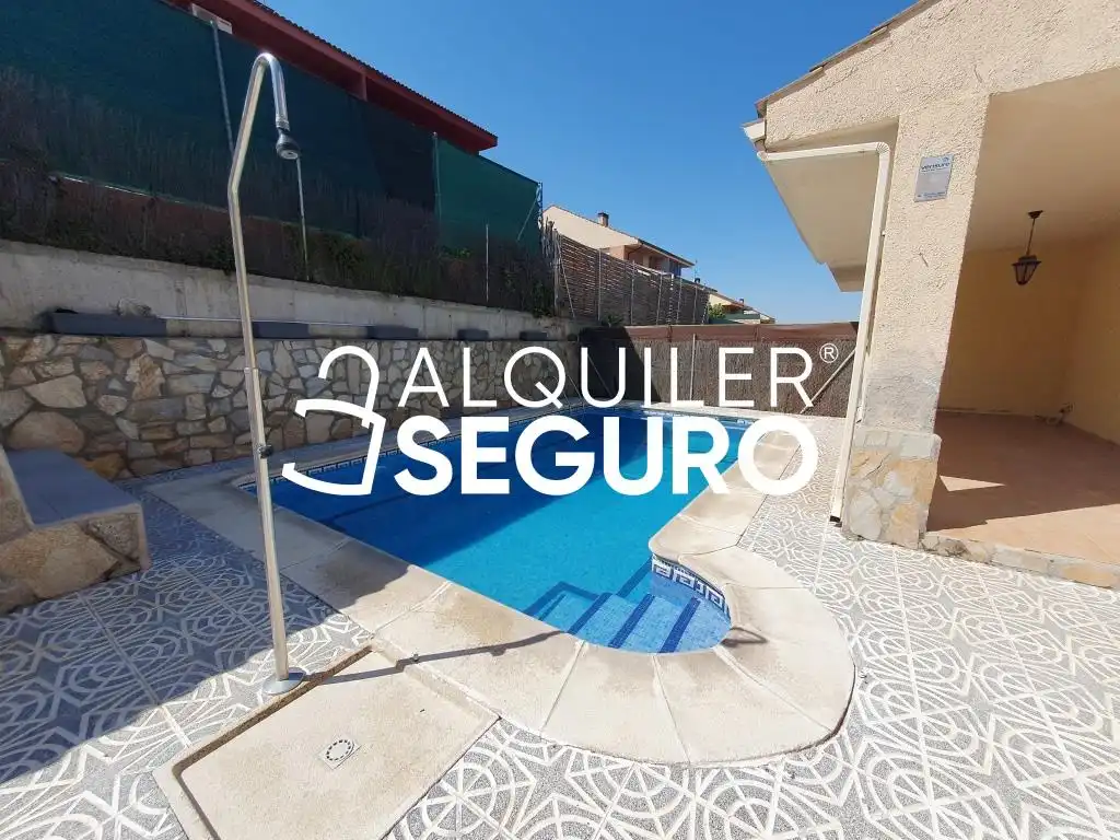 Swimming pool of Houses for rent in Batres  with Heating, Terrace and Swimming Pool