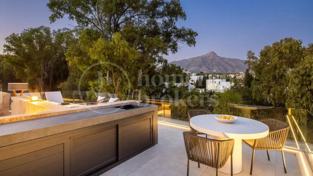 Chalet con piscina en venta en Nueva Andalucía, imagen 28