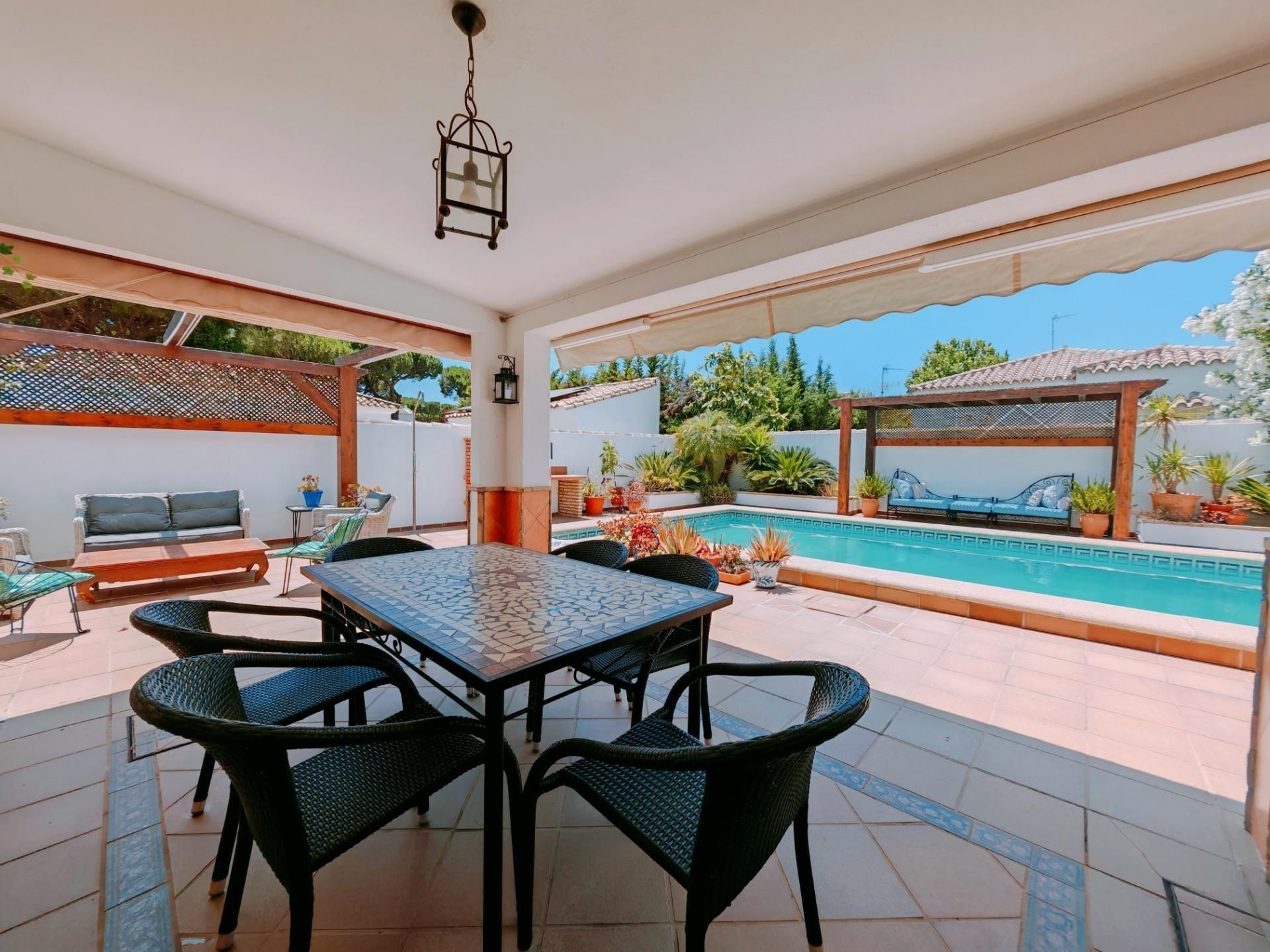 House or chalet for sale in La Barrosa