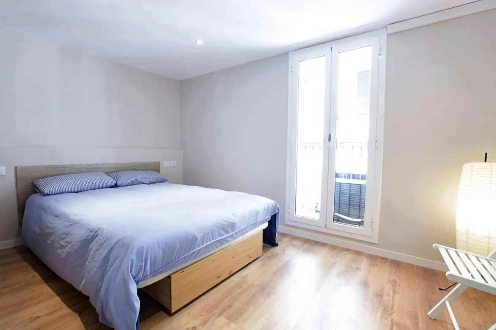 Habitación de Piso de alquiler en Barcelona con Aire acondicionado, Calefacción y Lavadora