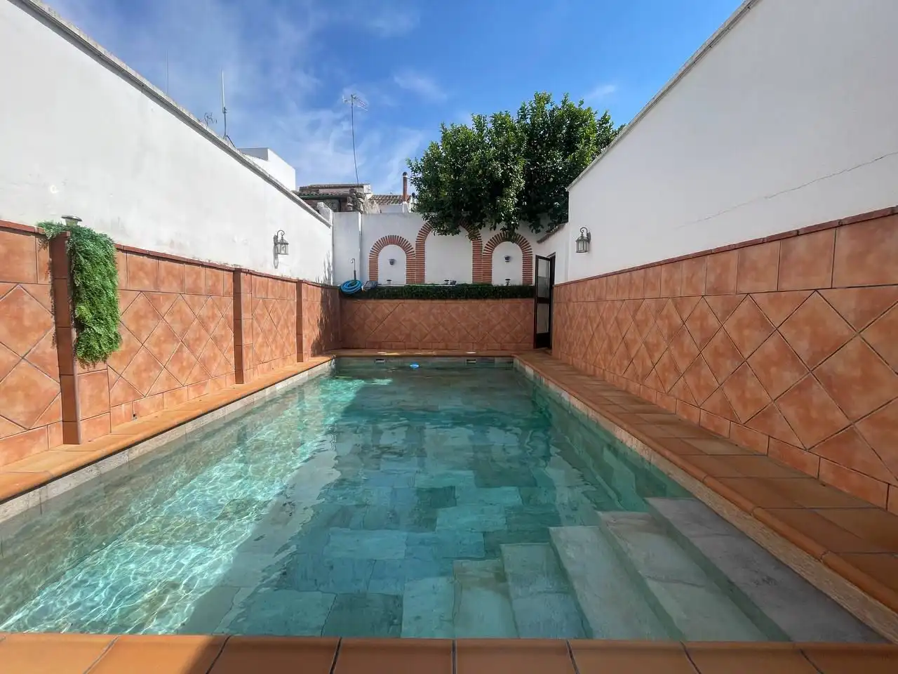 Casa amb terrassa en venda a Torredonjimeno, imagen 2