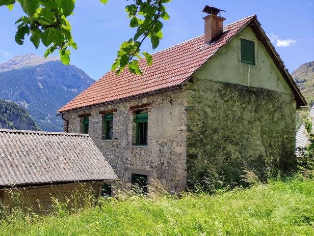 Casa-chalet en Venta en Bielsa