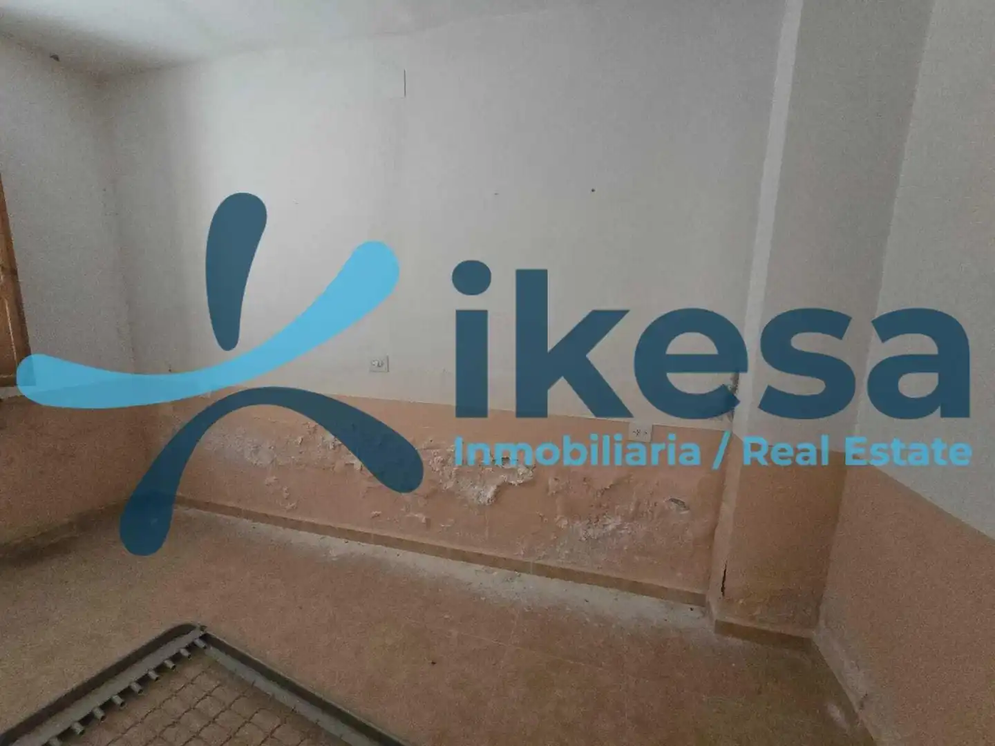 Casa adosada en venta en Caniles