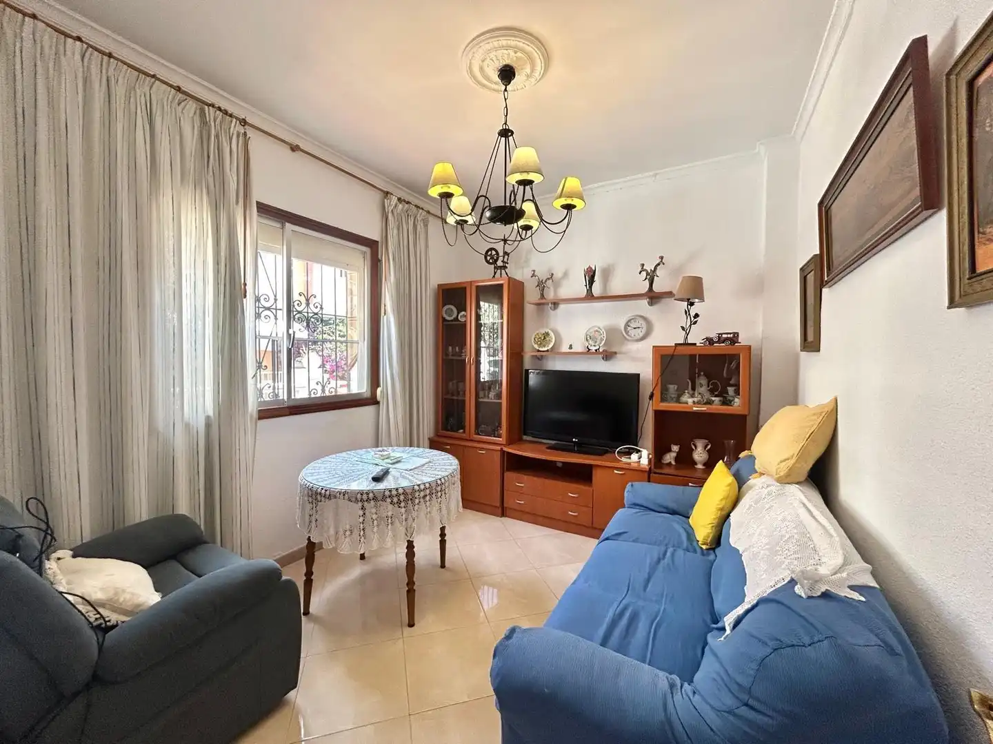 Sala d'estar de Casa o xalet en venda en Málaga