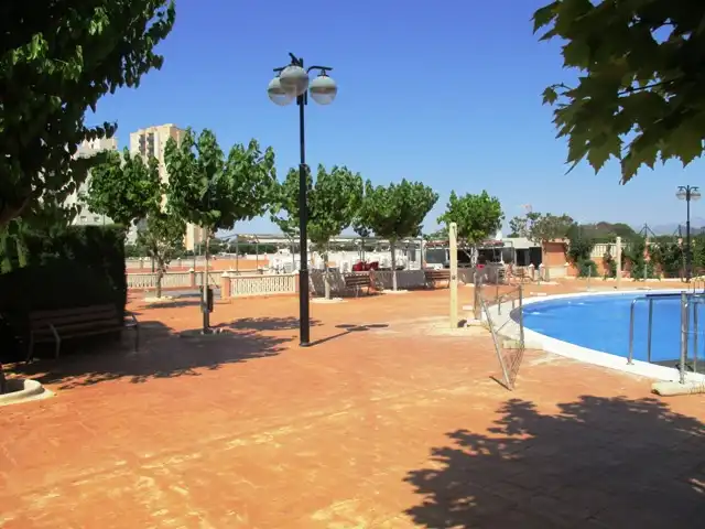 Apartamento de alquiler en Carrer el Pinós, 18, Playa Muchavista